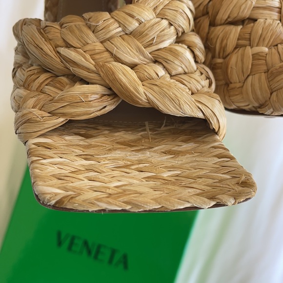 Bottega Venetia raffia heels - Picture 7 of 12